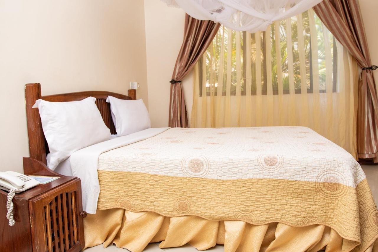 Briston Hotel Arusha Dış mekan fotoğraf