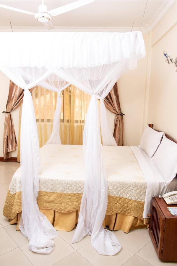 Briston Hotel Arusha Dış mekan fotoğraf