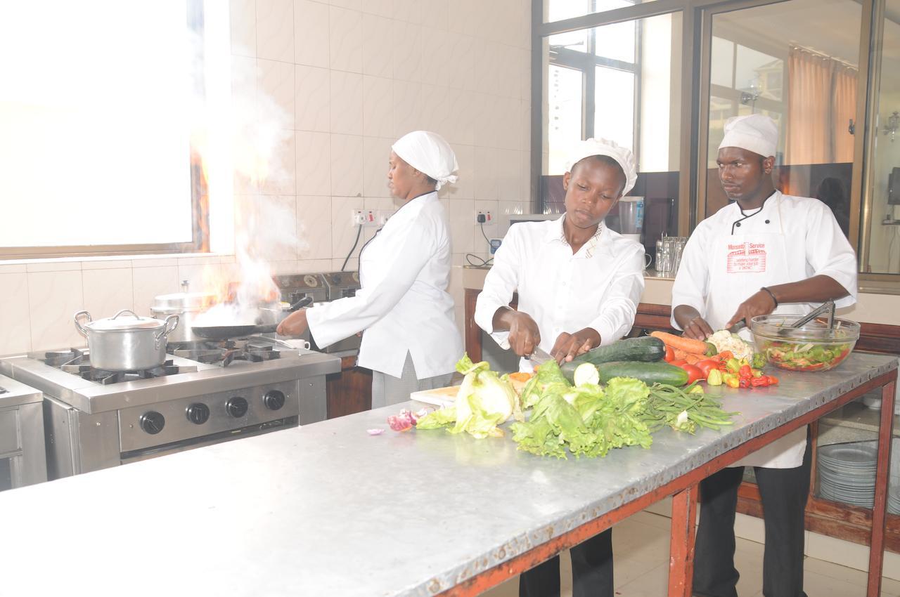 Briston Hotel Arusha Dış mekan fotoğraf